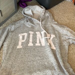 Long sleeved sweatshirt